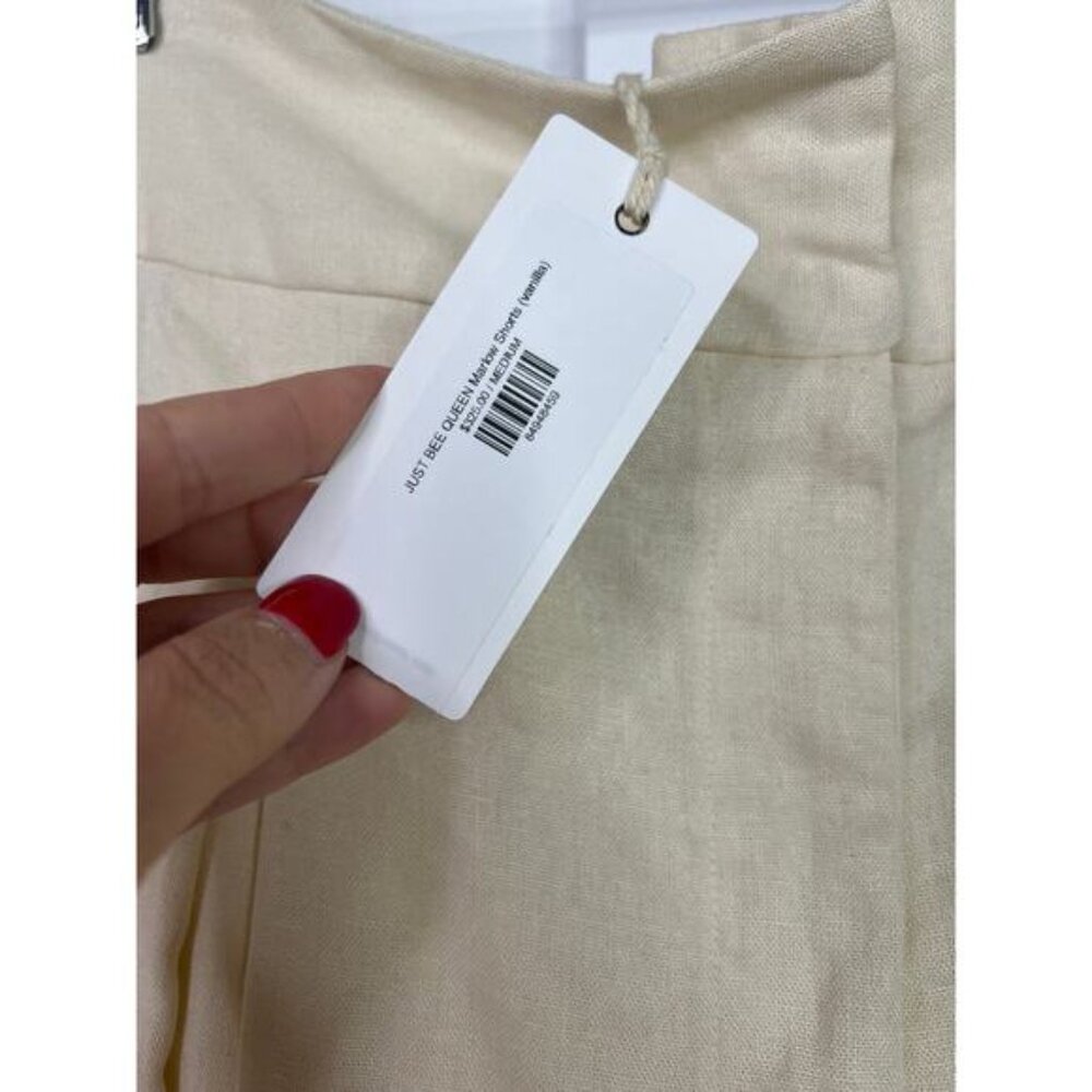 NWT Just Bee Queen High Waist Pleated Front Marlow Shorts Vanilla Size: Medium - Picture 5 of 8